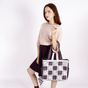 Alternative view of Cats Weekend Bag | Medium