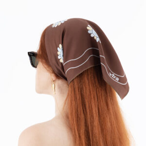 Alternative view of Daisy Bandana